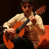 علی آریا احمدیان